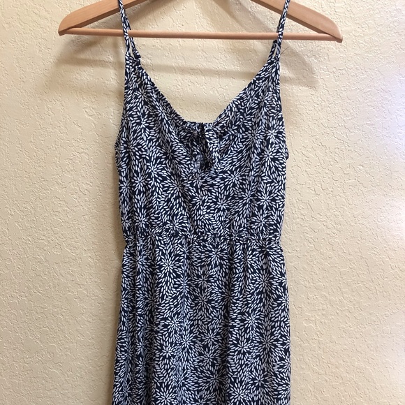 H&M (Divided) Navy Patterned Dress - Picture 1 of 4